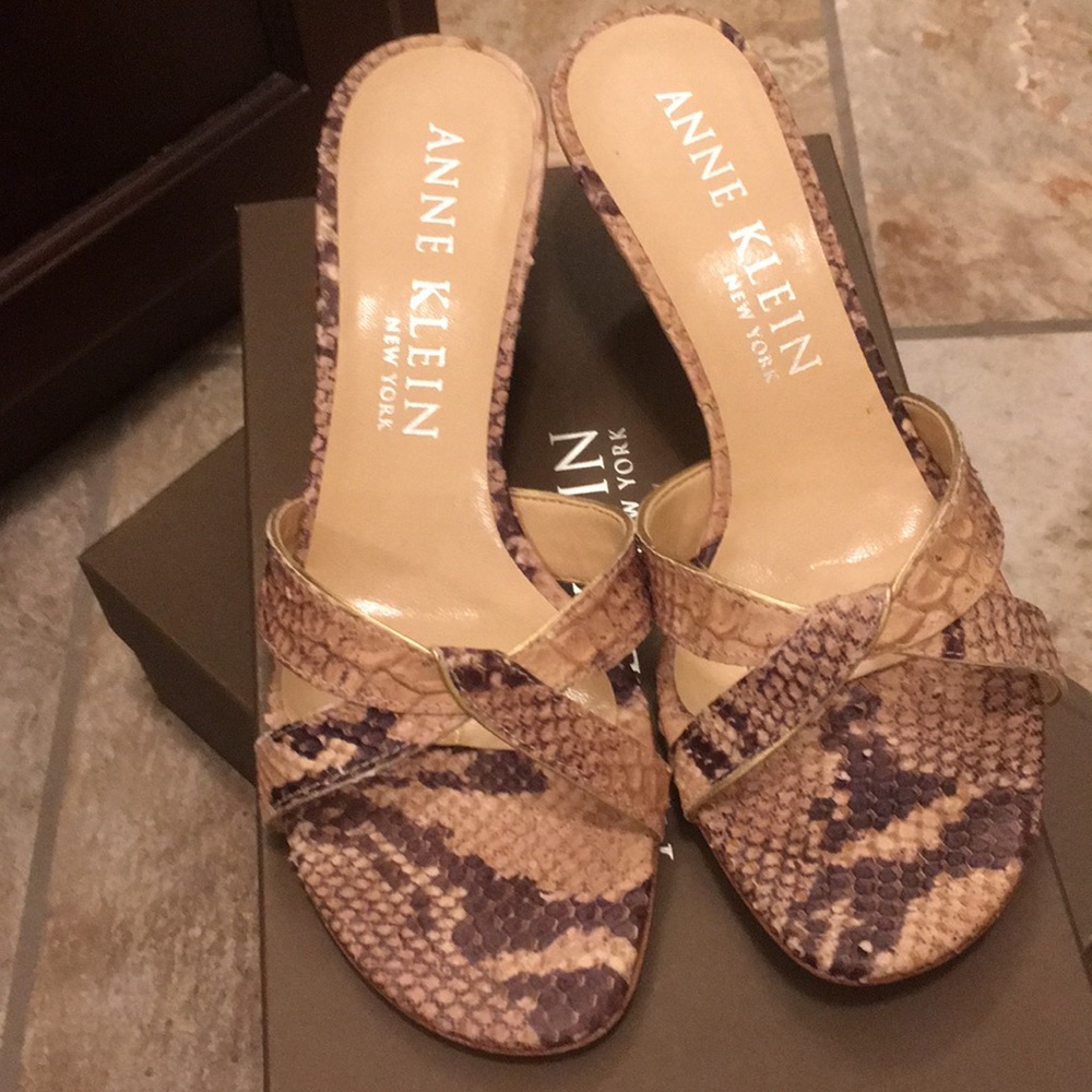 Brand new Anne Klein sandal/shoes